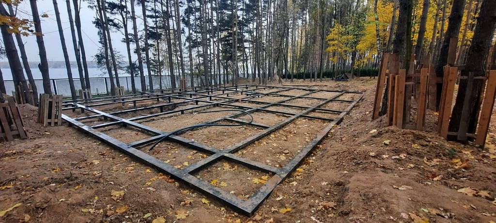 Московская область, городской округ Мытищи, коттеджный поселок Пирогово. Свая винтовая со сварным наконечником СВСН-89/250/2500/16шт + СВСН-133/350/3000/84шт Московская область, городской округ Мытищи, коттеджный поселок Пирогово. Свая винтовая со сварным наконечником СВСН-89/250/2500/16шт + СВСН-133/350/3000/84шт